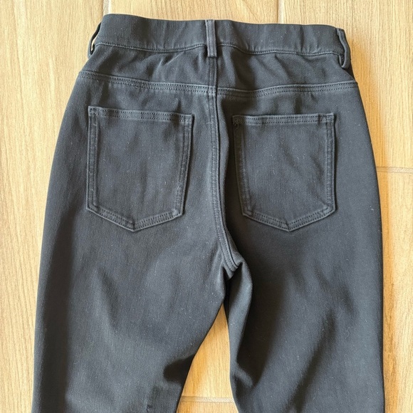 Uniqlo Jeggings Slim Fit Pants - Picture 4 of 6